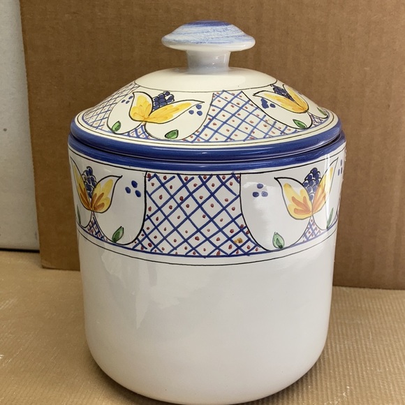 Portugal  Tivoli Zrike hand painted canister - Picture 1 of 7